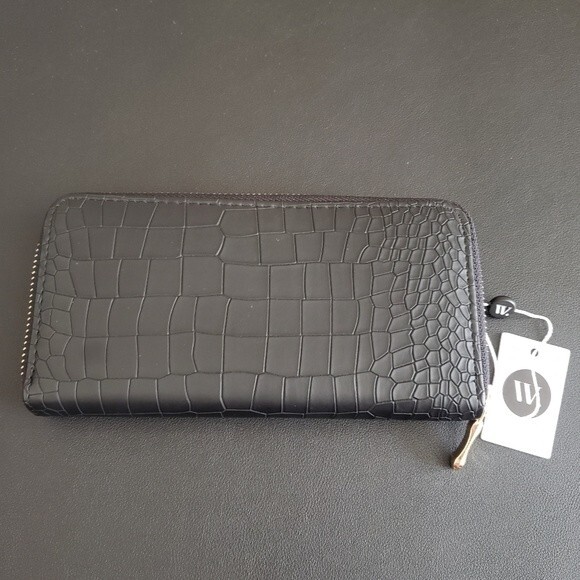 Alyssa Black Croc Print Wallet - Picture 2 of 6